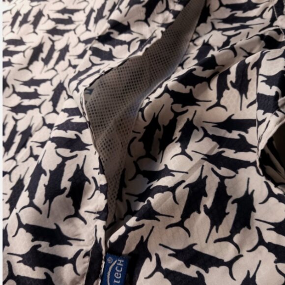 AFTCO Mens Fishing Shirt L Vented Short Sleeve Marlin Swordfish Button Down Fish - Picture 8 of 13